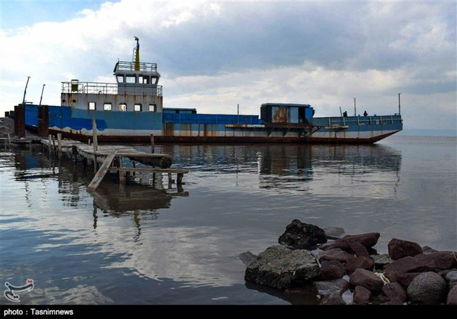 حال و هوای زمستانی دریاچه ارومیه+ عکس