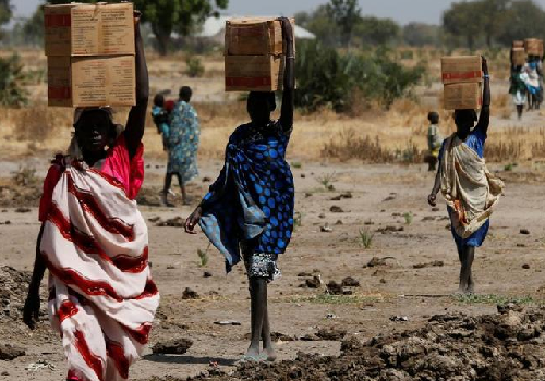 باران غذا برای قحطی‌زدگان سودانی +تصاویر