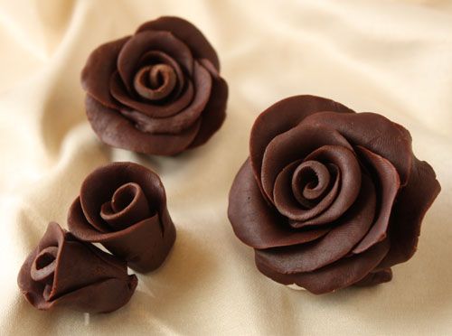 گل رز شکلاتی درست کنید