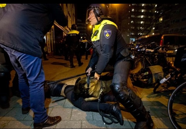 تظاهرات خشونت بار هواداران اردوغان در هلند