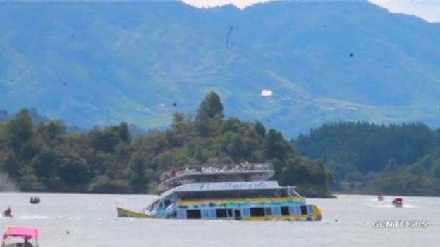 سانحه مرگبار غرق یک قایق گردشگری در کلمبیا