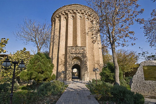 قلعههای ایرانی که افسانههایی در دل خود دارند قلعههای ایرانی که افسانههایی در دل خود دارند