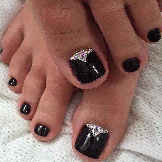 طراحی ناخن پا به مدل های شیک طراحی ناخن پا به مدل های شیک