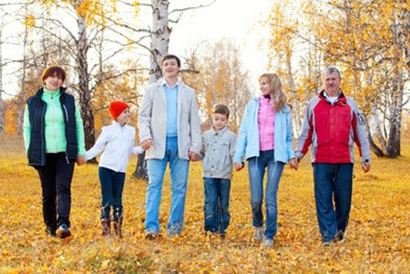 برای عکس های خانوادگی پاییزی چه لباسی بپوشیم؟