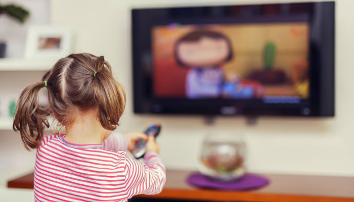 نقش تلویزیون برای نزدیک شدن کودک به فضای رسانه‌ای