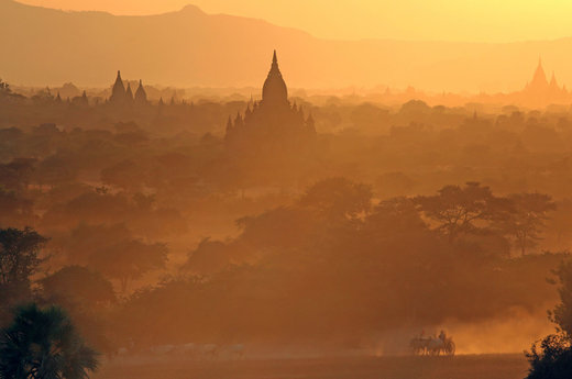 شهر رویایی میانمار با ۳۵۰۰ معبد+عکس