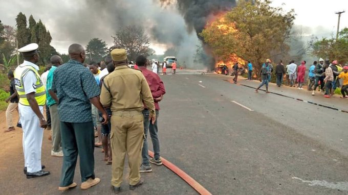 ۶۰ کشته در انفجار کامیون سوخت در تانزانیا +عکس