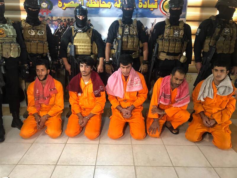 بازداشت عوامل مرتبط با داعش در میان معترضان عراقی +عکس