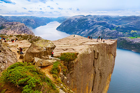 صخره پریکستولن از دیدنی‌ترین جاذبه‌های گردشگری نروژ+تصاویر
