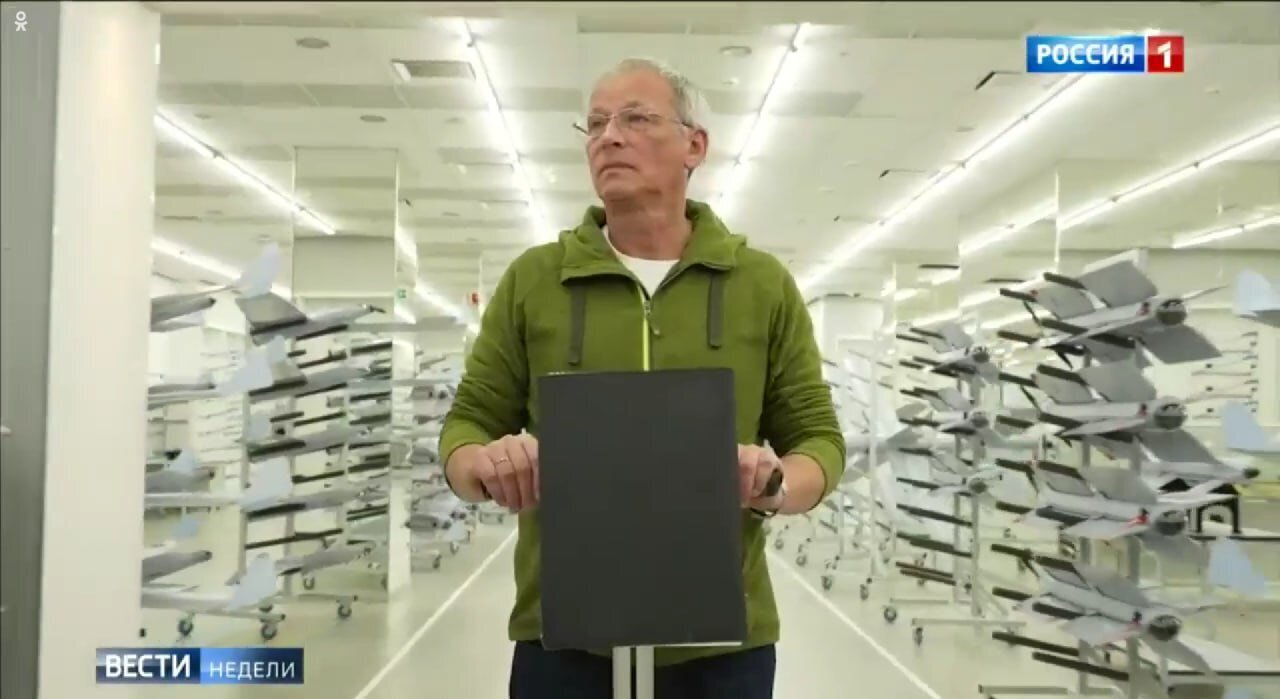 تصاویر باورنکردنی از انبار پهپادهای انتحاری روسیه