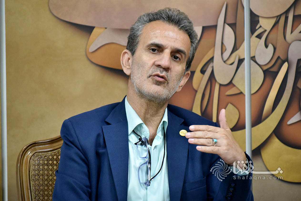 اگر کودکان کار، عضو باندی هستند چرا تا به حال یک نفر از این باند را دستگیر نکردند؟ اگر کودکان کار، عضو باندی هستند چرا تا به حال یک نفر از این باند را دستگیر نکردند؟