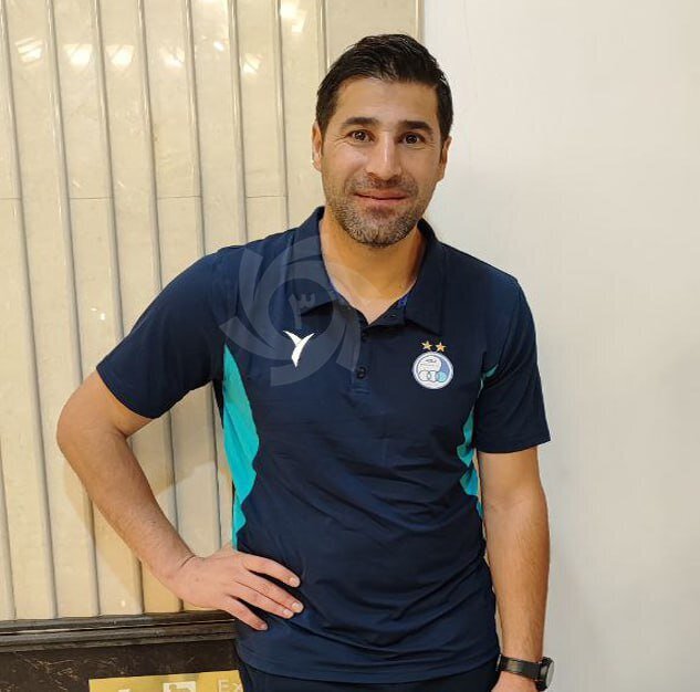 حضور یک چهره سرشناس در کادرفنی استقلال