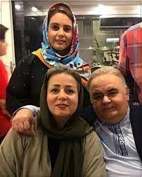  تصویری جالب از اکبر عبدی در کنار همسرش