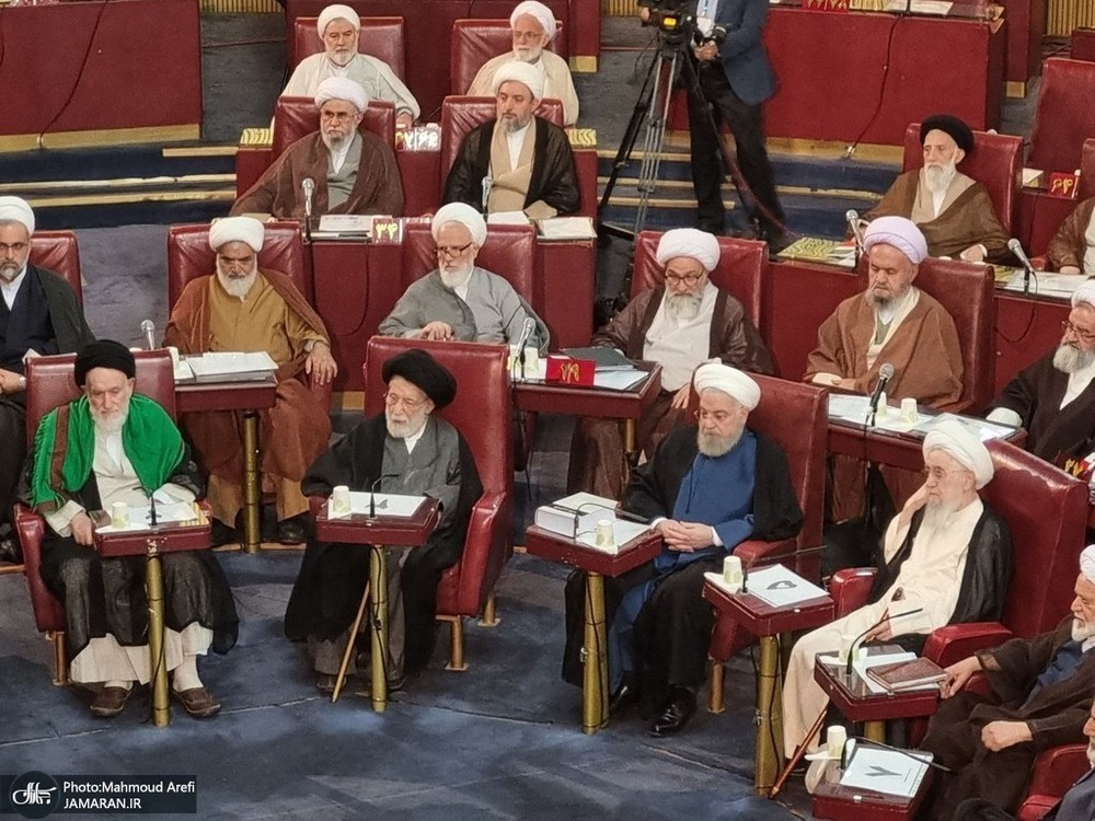  عکسی از حسن روحانی در مجلس خبرگان