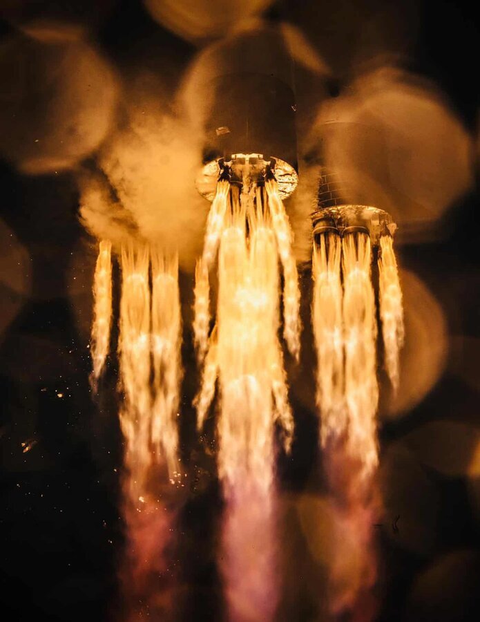 عکس روز | شعله‌های سایوز