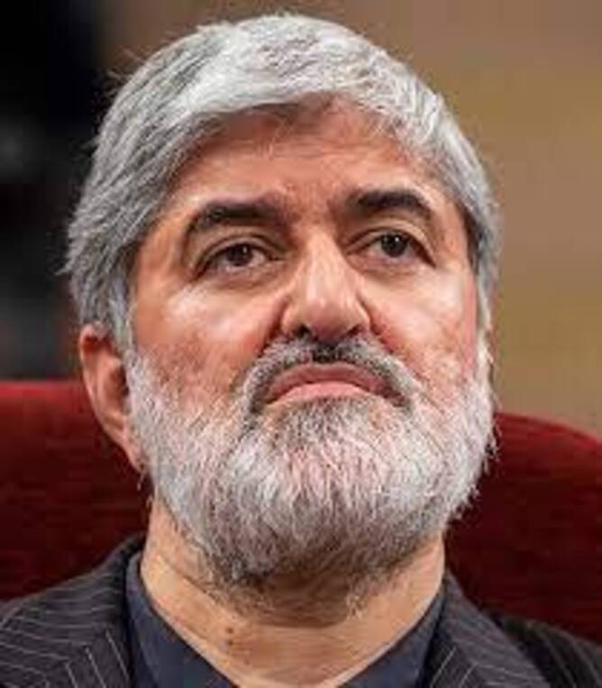 ماراتُن انتخاب هشتمین رئیس جمهور ایران آغاز شد/ صف‌های طولانی در دقایق ابتدایی رأی‌گیری / حضور نمایندگان کاندیداهای ریاست جمهوری در ستاد مرکزی نظارت بر انتخابات+تصاویر، فیلم و حاشیه‌ها