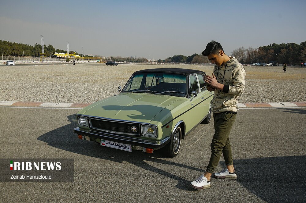 گردهمایی جالب پیکان سواران در تهران؛ خاطره‌بازی در پایتخت