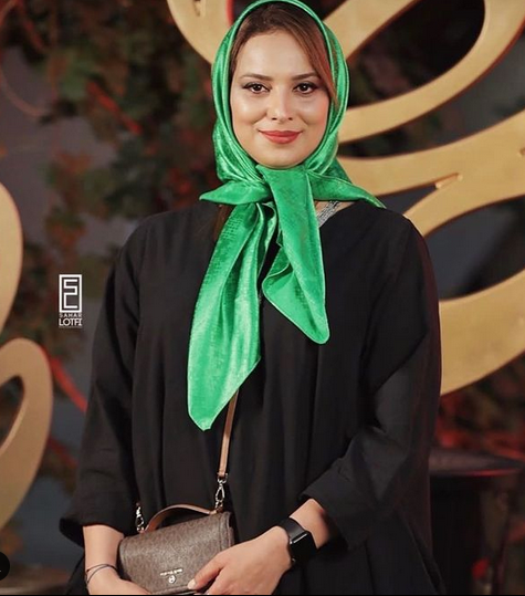 استایل شیک روشنک عجمیان در جشن حافظ+ عکس