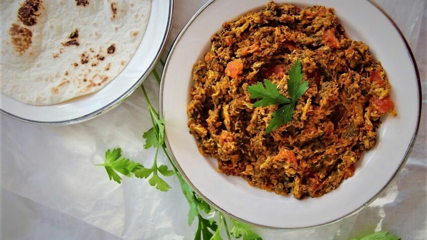 طرز تهیه میرزا قاسمی اصیل گیلانی | فوت‌وفن‌های خوشمزه‌ شدن میرزا قاسمی
