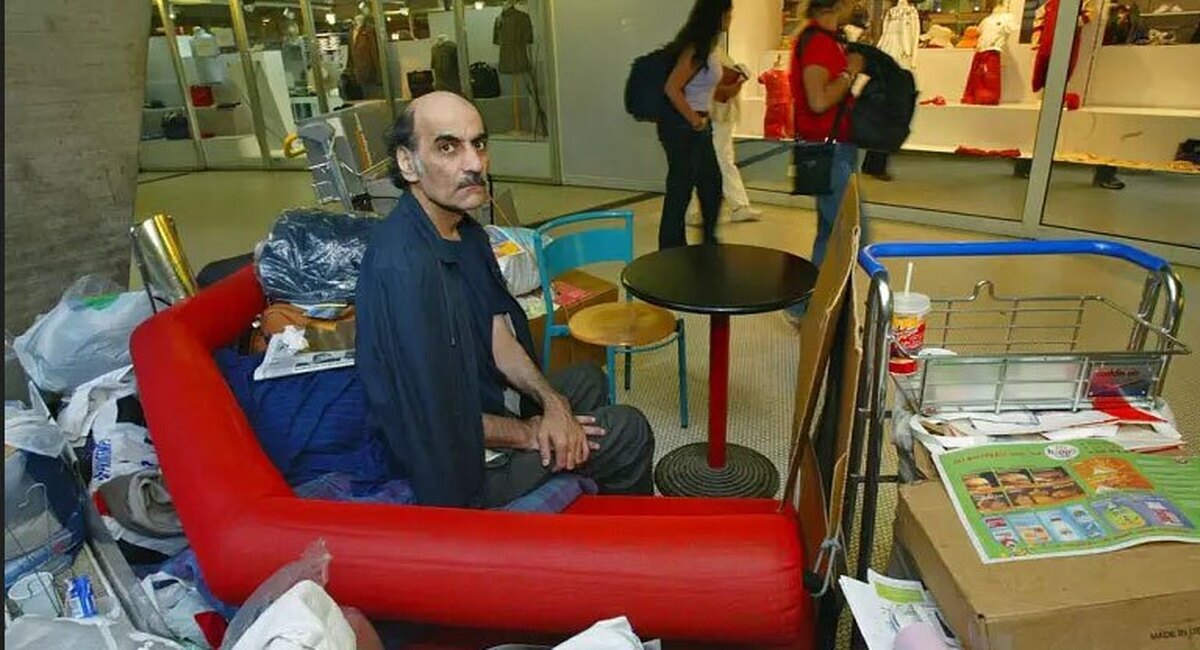 فرودگاه پاریس