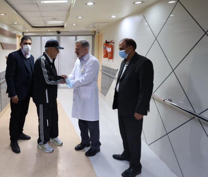 ترخیص سجادی از بیمارستان