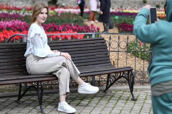 نمایشگاه سالانه رژه لاله ها در باغ گیاه شناسی روسیه